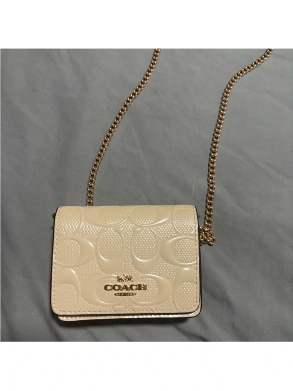 COACH Cream Patent Leather Signature Crossbody with Gold Chain - Picture 2 of 2